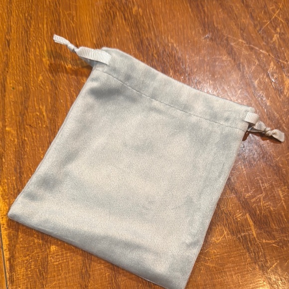 Wosado Gray Drawstring Pouch - Picture 2 of 3
